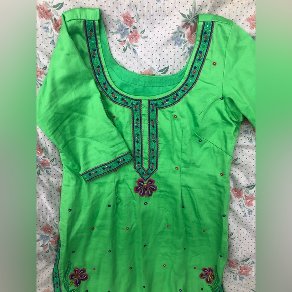 Bohemian Embroidered Sequin Floral Tunic Dress Beach Cover - Picture 3 of 15